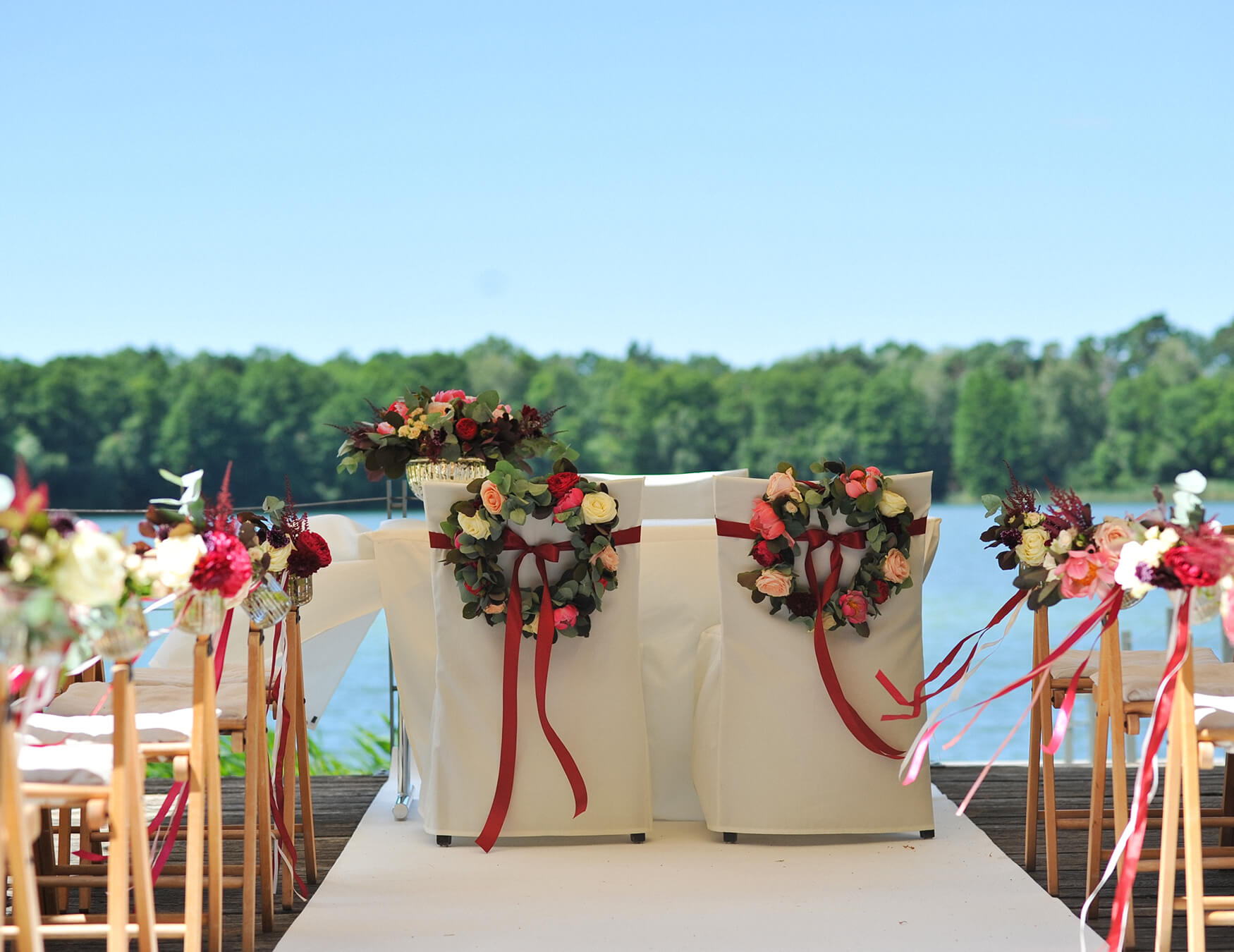 Traustühle Sind Sie das nächste Brautpaar, dass im Seehaus Platz nimmt?