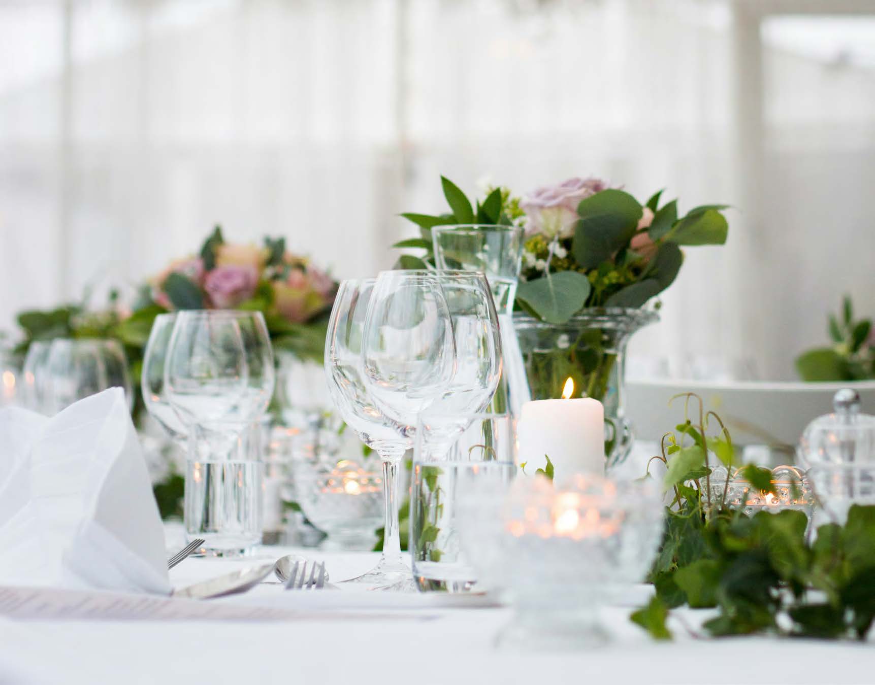 Festliche Tafel Es sind diese besonderen Momente mit unseren besonderen Menschen, an die wir uns gern erinnern und die uns Kraft geben.