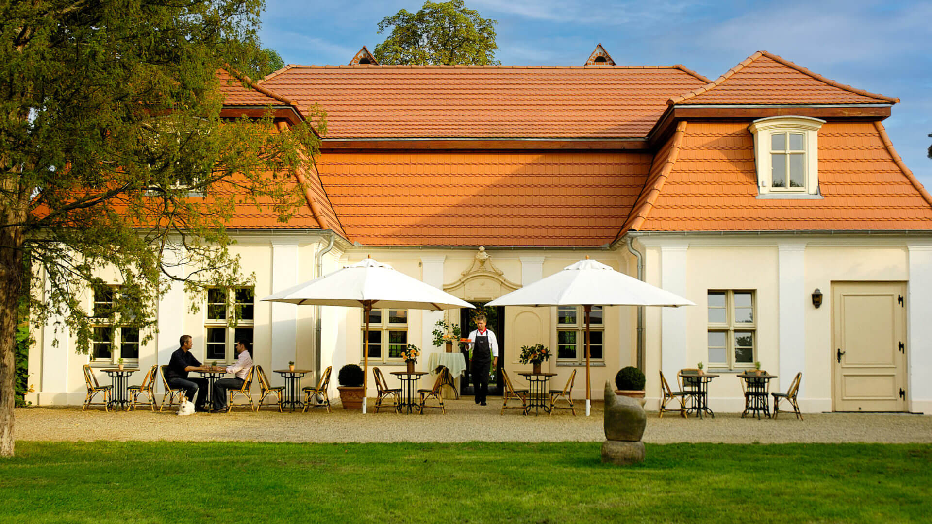 Lindenhaus im Gutspark Ob Hochzeit, Veranstaltung oder Brunch: Das Lindenhaus ist ideal geeignet.