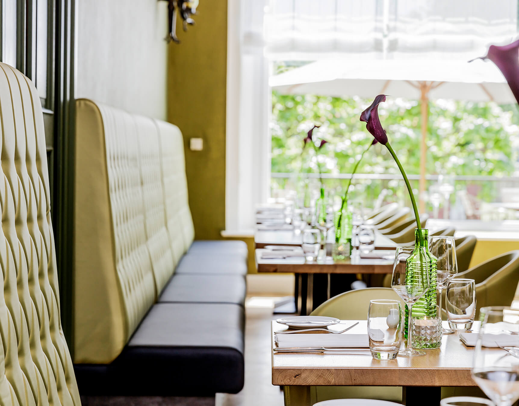 In unserem Schlossrestaurant speisen unsere Hausgäste. Es steht auch für Feierlichkeiten zur Verfügung.